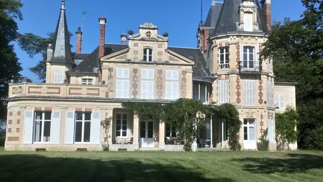 Chateau De Maucouvent Challuy Dış mekan fotoğraf