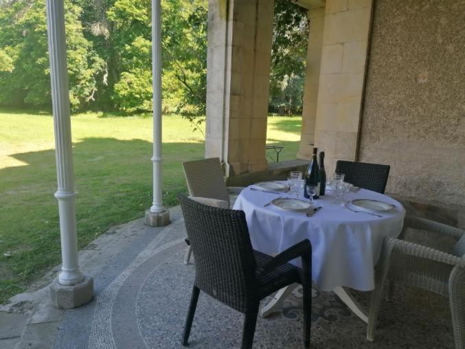 Chateau De Maucouvent Challuy Dış mekan fotoğraf